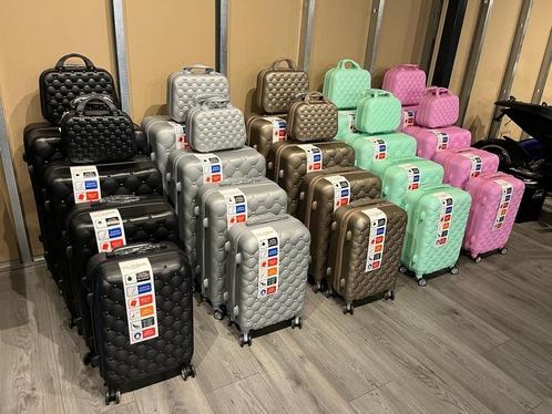 lot de 6 valises Neuf dans l'emballage, Bijoux, Sacs & Beauté, Sacs | Sacs de voyage & Petits Sacs de voyage, Neuf, Poignée extensible