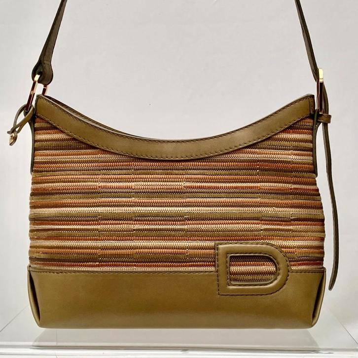 Handtas Delvaux. Nog meer Delvaux en Louis Vuitton te koop., Handtassen en Accessoires, Tassen | Damestassen, Handtas, Ophalen of Verzenden