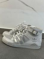 Adidas schoenen, Ophalen