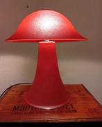 De lamp bestaat uit een handgeblazen glazen voet van, Huis en Inrichting, Ophalen, Glas