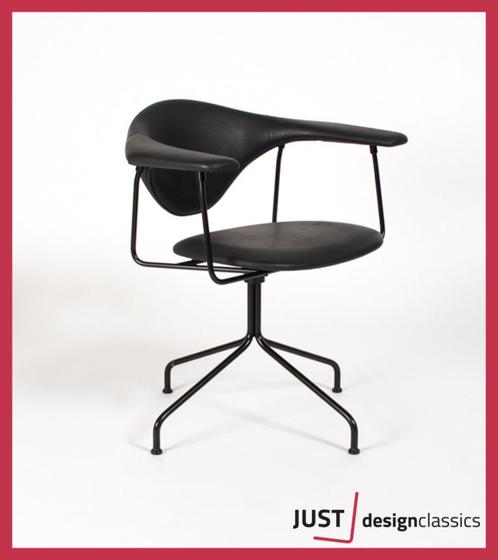 Gubi Masculo Meeting Chair (voorraad:7), Huis en Inrichting, Stoelen, Zo goed als nieuw, Zwart, Ophalen