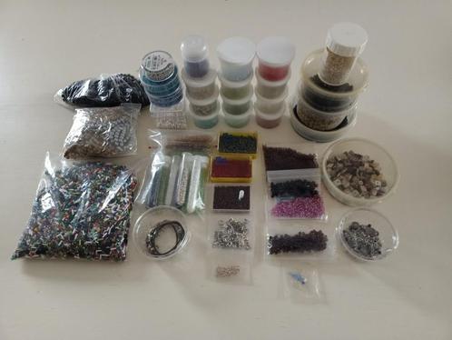 Pareltjes in grote variatie, Hobby en Vrije tijd, Kralen en Sieraden maken, Ophalen