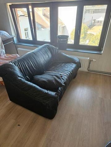 Canapé hyper confortable 2 place beschikbaar voor biedingen