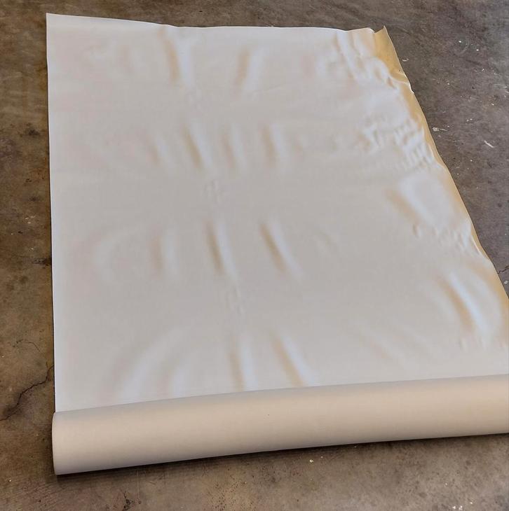 Tissu skaï blanc, rouleau de +- 14 m x 140 cm, Hobby & Loisirs créatifs, Tissus & Chiffons, Blanc, Enlèvement