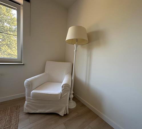 landelijke éénzit met bijpassende staanlamp–goed als nieuw!, Huis en Inrichting, Zetels | Zetels en Chaises Longues, Zo goed als nieuw