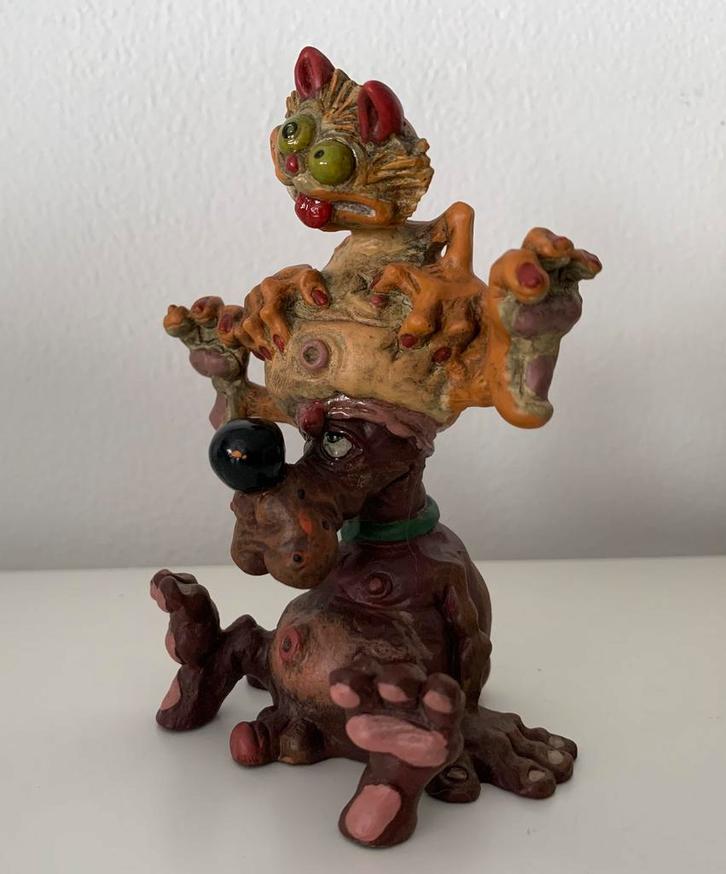 Joop Klepzeiker - Harry gaat vreemd met de poes - Resin, Verzamelen, Beelden en Beeldjes, Zo goed als nieuw, Ophalen of Verzenden