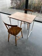 Vintage tafeltje en 2 midcentury stoelen, Antiek en Kunst, Ophalen