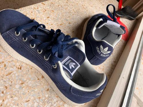Adidas schoenen, Kleding | Dames, Schoenen, Zo goed als nieuw, Sneakers, Ophalen of Verzenden