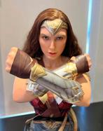 Queen studios Wonder Woman, Collections, Comme neuf
