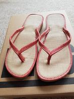 Teenslippers in maffia maat 38, Ophalen of Verzenden, Nieuw, Rood