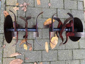 Freesmessen voor motoculteur beschikbaar voor biedingen