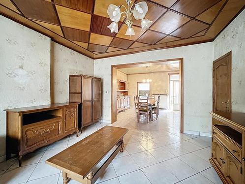 Ensemble immobilier composé de deux maisons et deux garages, Immo, Huizen en Appartementen te koop, Charleroi, 200 tot 500 m²