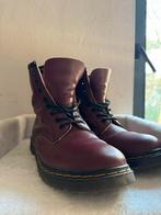 Dr. Martens, Ophalen