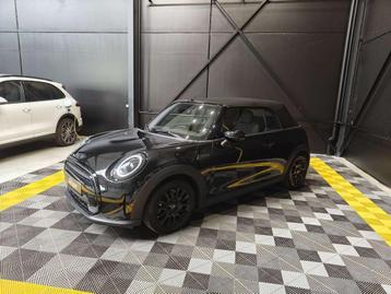 Mini Cooper Cabrio Black pack/LED/VerwLeder/DigiAirco/Cruise beschikbaar voor biedingen