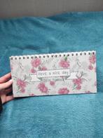 Desk planner kalender bloemen nieuw 104 paginas, Diversen, Agenda's, Ophalen, Nieuw