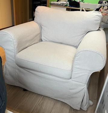 Ektorp Fauteuil IKEA disponible aux enchères