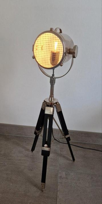 Vintage tafellamp 80cm beschikbaar voor biedingen