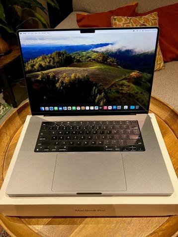 macbook pro 16 inch M1 MAX 64GB 1TB Qwerty beschikbaar voor biedingen