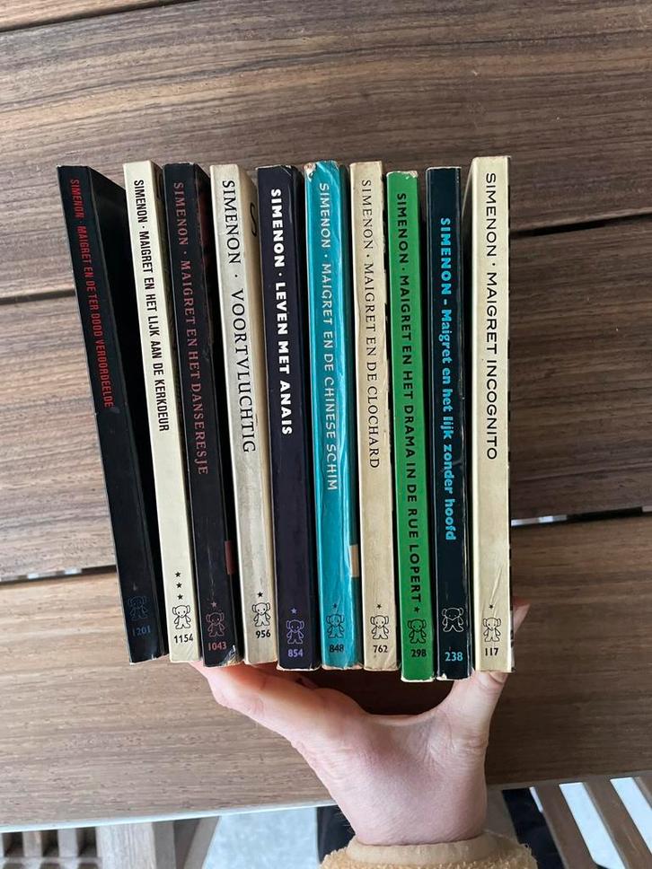 Simenon - Maigret - lot diverse boeken, Boeken, Detectives, Gelezen, Ophalen of Verzenden
