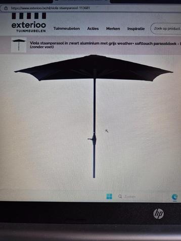 Parasol voor de tuin beschikbaar voor biedingen