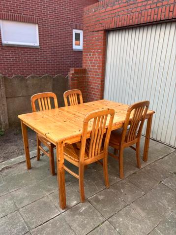 Eettafel Uitschuifbaar Met 4 Stoelen  beschikbaar voor biedingen