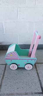 Landau en bois pour poupée, Enfants & Bébés, Enlèvement, Utilisé, Jouet à Pousser ou Tirer