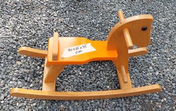 Petit cheval à bascule  beschikbaar voor biedingen