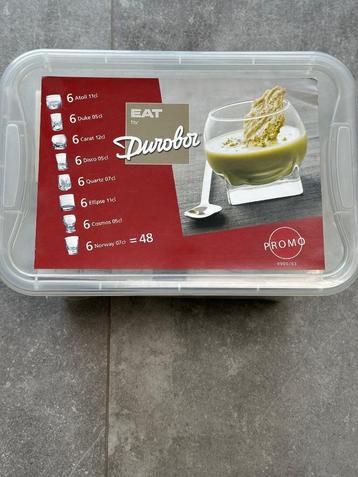 Assortiment dessert glazen beschikbaar voor biedingen