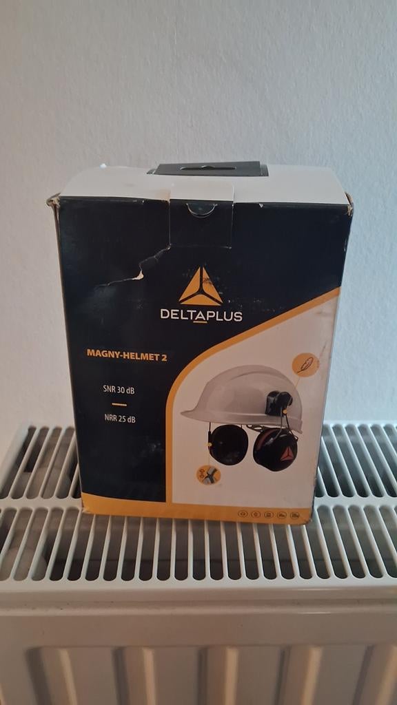 Gehoorbeschermers magny helmet., Doe-het-zelf en Bouw, Ophalen of Verzenden