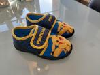 Pikachu pantoffels maat 30, Kinderen en Baby's, Kinderkleding | Schoenen en Sokken, Jongen of Meisje, Overige typen, Ophalen of Verzenden
