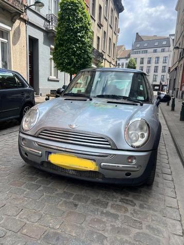 Mini cooper 1.6 16V 2003 pour pièces !!, Autos, Argent ou Gris, Achat, Boîte manuelle, Particulier