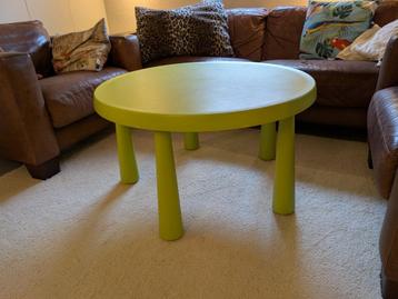 Ikea Mammut kindertafel beschikbaar voor biedingen