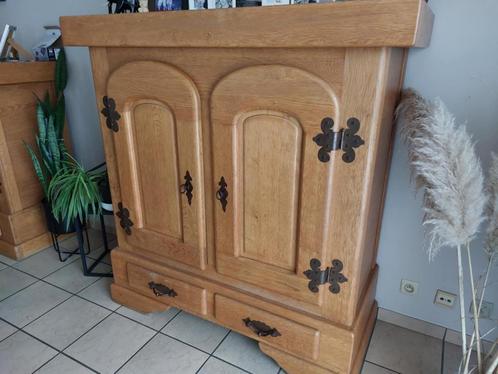 Eetplaats (2 kasten / Tafel / 6 stoelen), Huis en Inrichting, Kasten | Dressoirs, Gebruikt, Met lade(s), Met deur(en), Eikenhout