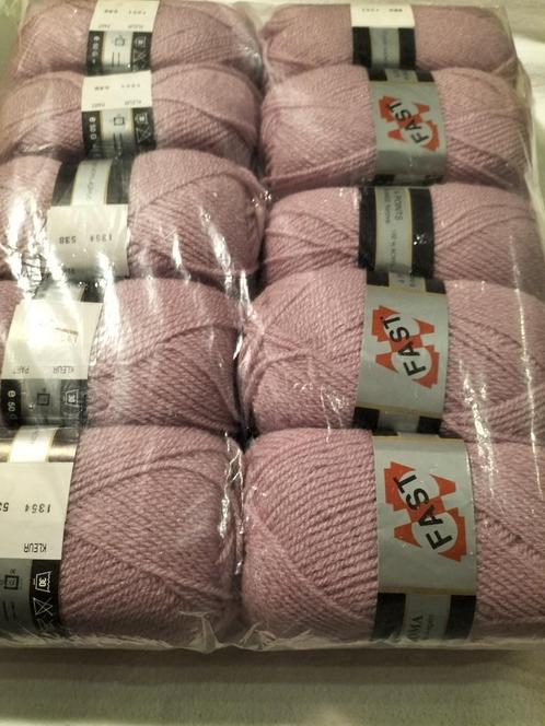 Snelle garenbal (10 lila ballen)., Hobby en Vrije tijd, Breien en Haken, Nieuw, Ophalen of Verzenden