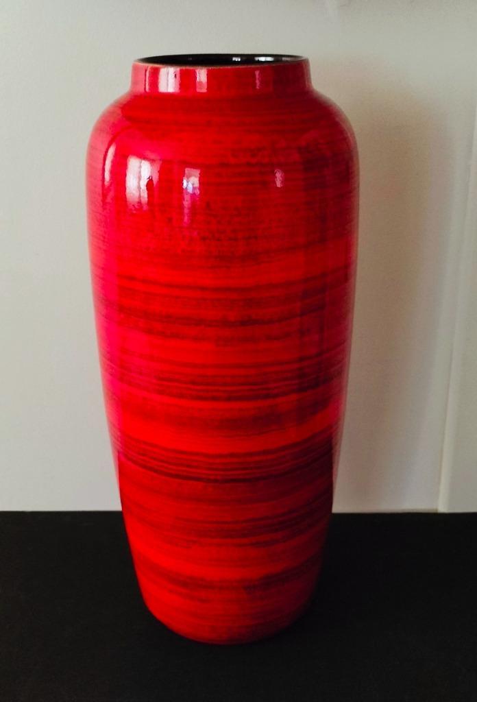 Prachtige vaas. W.Germany. Binnen & buiten keramiek., Huis en Inrichting, Woonaccessoires | Vazen, Zo goed als nieuw, Rood, Minder dan 50 cm