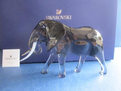 Swarovski Elegance of Africa Olifantenstier , Olifant., Verzamelen, Swarovski, Nieuw, Figuurtje, Ophalen of Verzenden