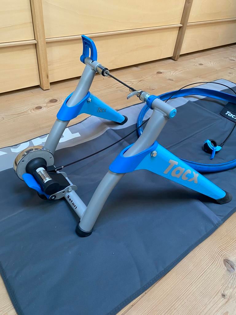 Tacx Satori fietstrainer, Ophalen, Zo goed als nieuw