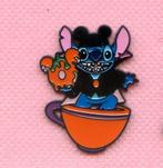 Superbe pins stitch mickey halloween disney t302, Collections, Envoi, Comme neuf, Figurine, Insigne ou Pin's