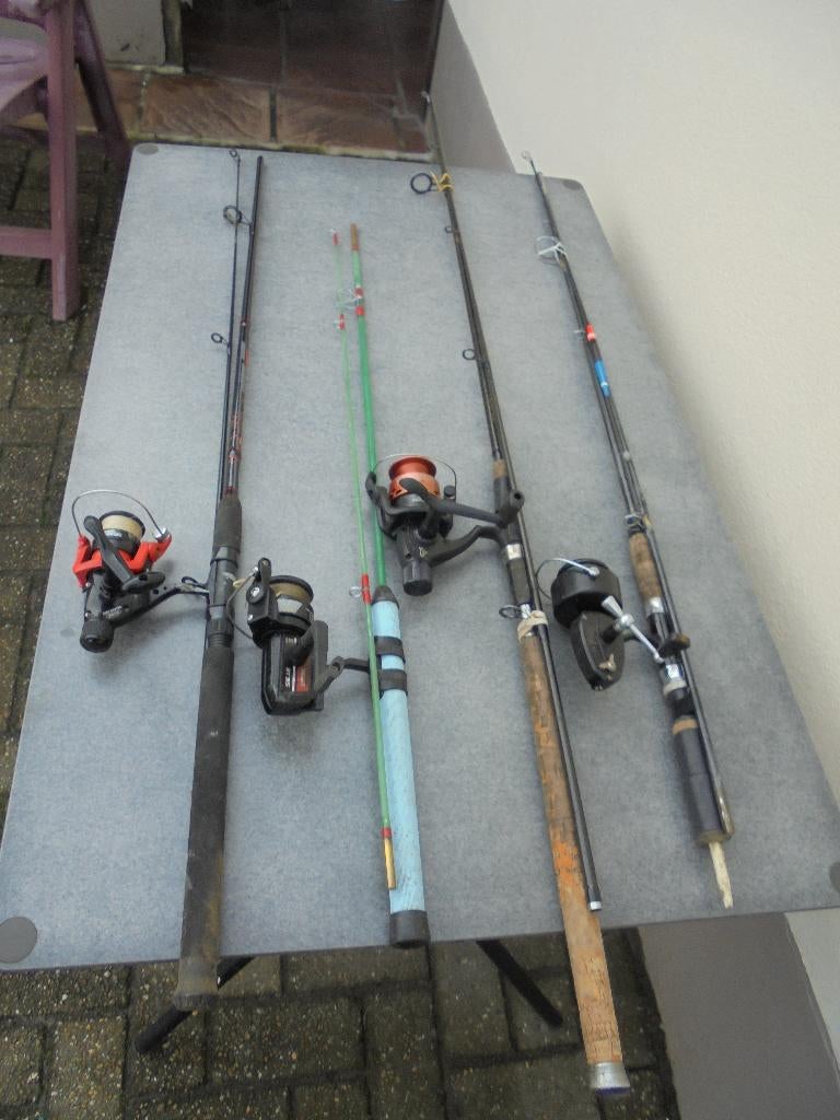 4 werphengels in foedraal, Watersport en Boten, Hengelsport | Algemeen, Ophalen, Gebruikt, Werphengel