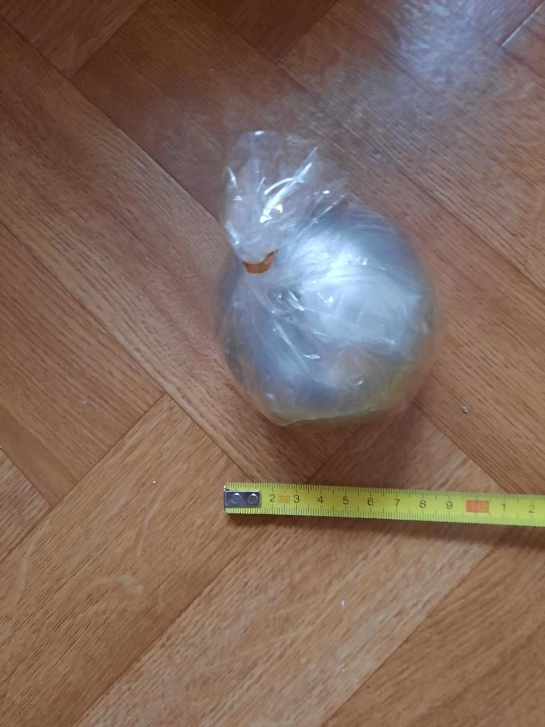 nieuwe zilveren bol kaars, Huis en Inrichting, Ophalen of Verzenden, Nieuw, Beige, Kaars