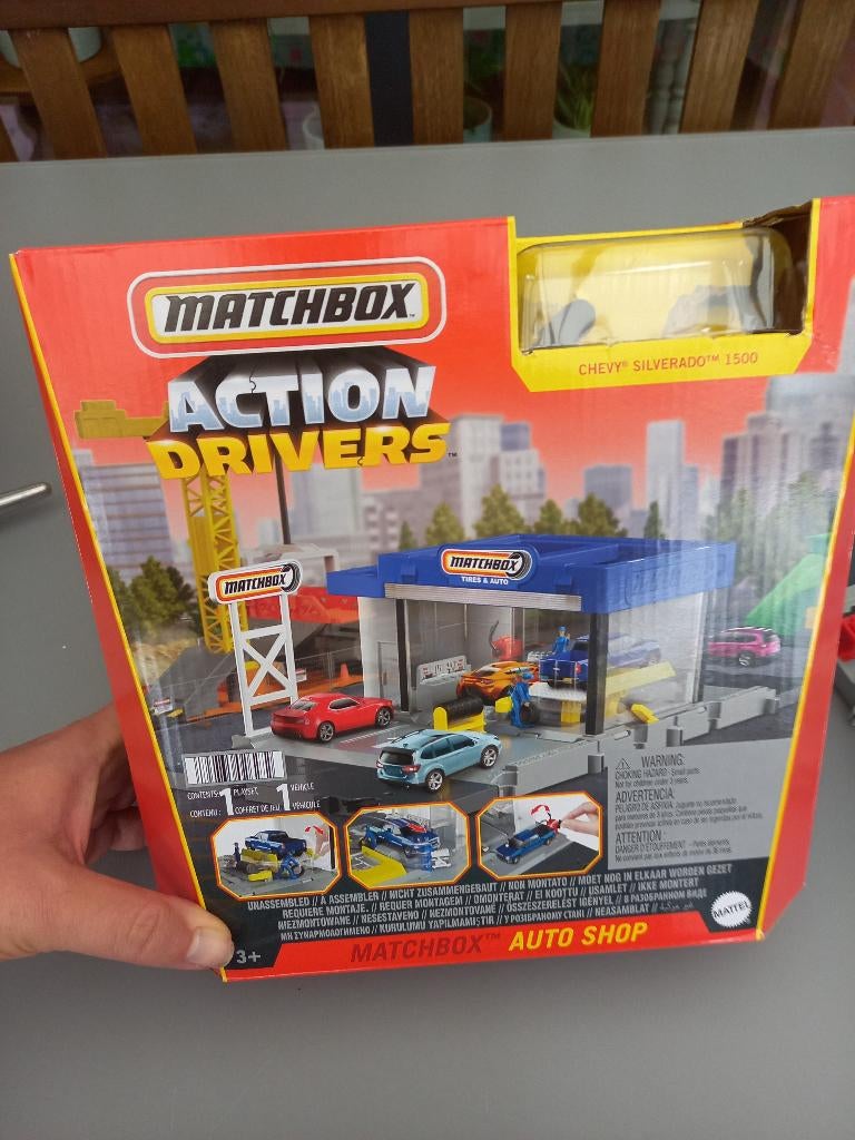 Autogarage, Ophalen, Zo goed als nieuw