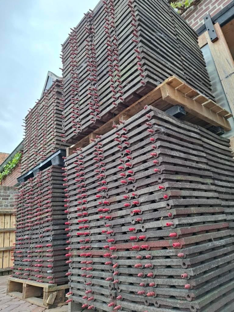 ✅️ Rubberen tegels 50x50x4,5 cm. Stalmatten Speeltoestellen, Tuin en Terras, Ophalen