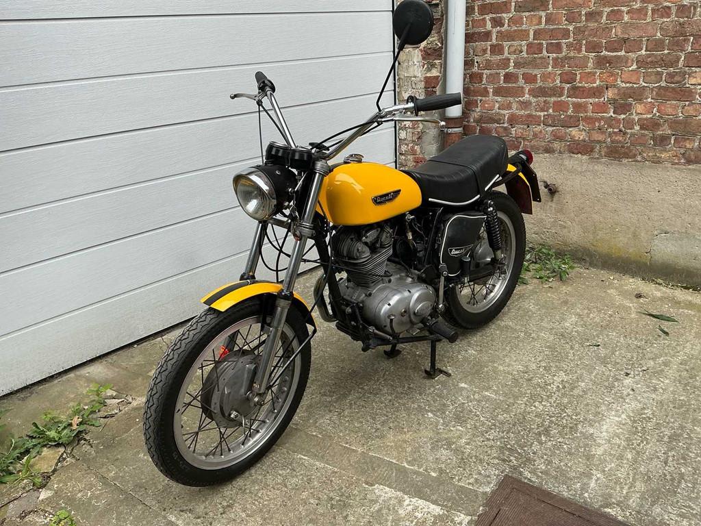 Ducati 250 moto de route 1973, Entreprise, Autre