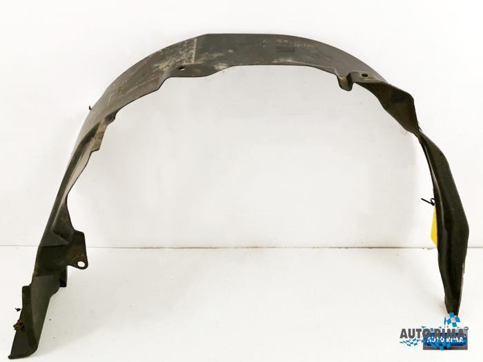 Passage de roue d'un Volvo V40, -, 3 mois de garantie, -, -