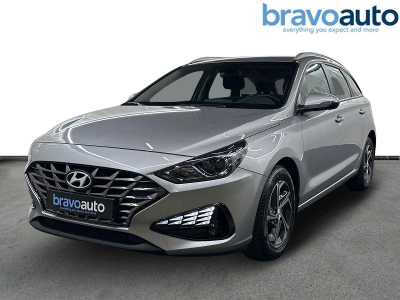 Hyundai i30 SW AT | All Season Tyres | 2y WARRANTY, Auto's, Hyundai, Bedrijf, i30, Adaptive Cruise Control, Airbags, Airconditioning