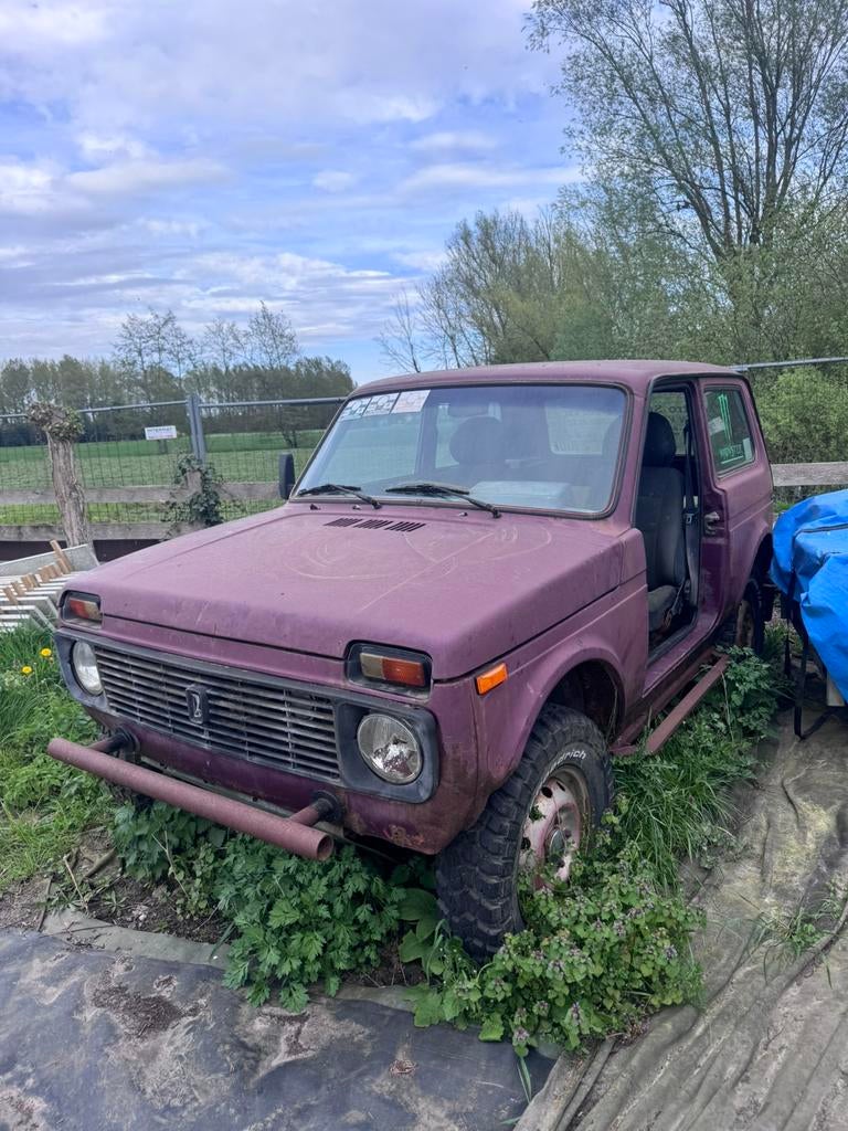 Lada Niva 1.7 carbu, Autos : Pièces & Accessoires, Enlèvement, Lada