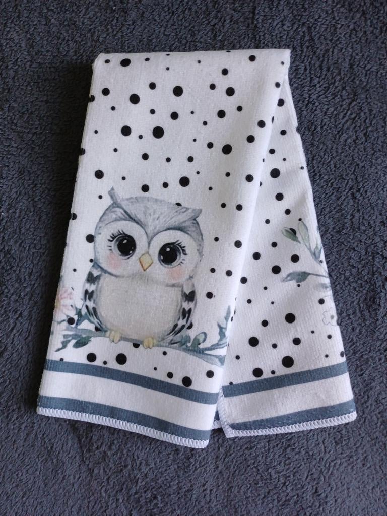 Essuie, Maison & Meubles, Salle de bain | Linge de bain & Accessoires, Enlèvement ou Envoi, Neuf, Blanc, Serviette