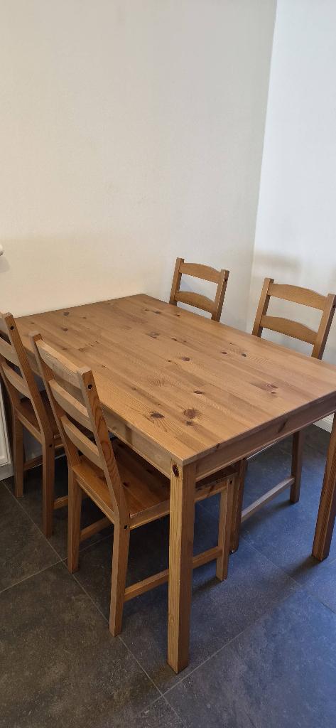 ikea tafel met 4 stoelen pinntorp, Huis en Inrichting, Tafels | Eettafels, Gebruikt, Overige houtsoorten, Ophalen