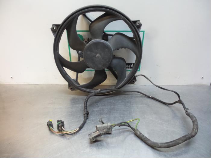 Koelvin van een Peugeot Partner (Partner 02-), Auto-onderdelen, Airco en Verwarming, Peugeot, Gebruikt, 3 maanden garantie, Ophalen of Verzenden