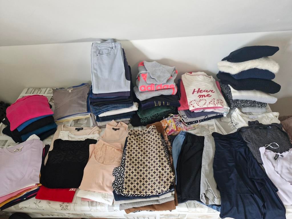 Supergroot pakket dameskledij medium, Ophalen